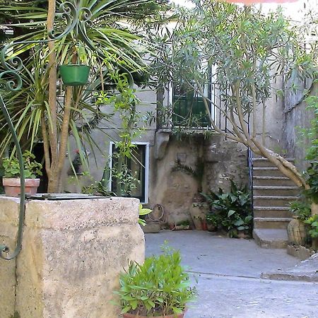 Apartamento Cortile Via Sales 11 Erice Exterior foto